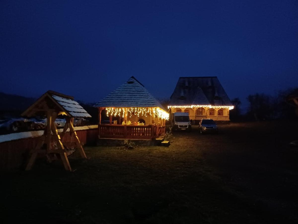 Pensiunea Agroturistica Casa Pribegilor Breb Buitenkant foto